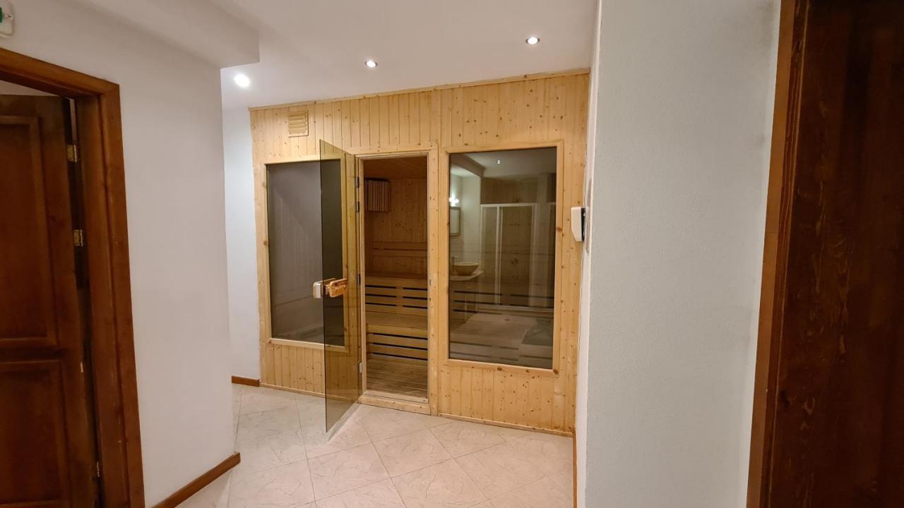 Apartmanica Double Room Apartment 101-12, Big Terrace, St Ivan Rilski 4 Star Spa Resort, Bansko Bagian luar foto